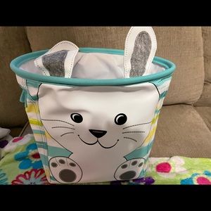 Thirty-one Hippity Hop mini storage bin